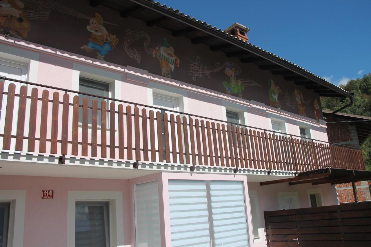 Mike'S Rooms Kobarid Exterior photo